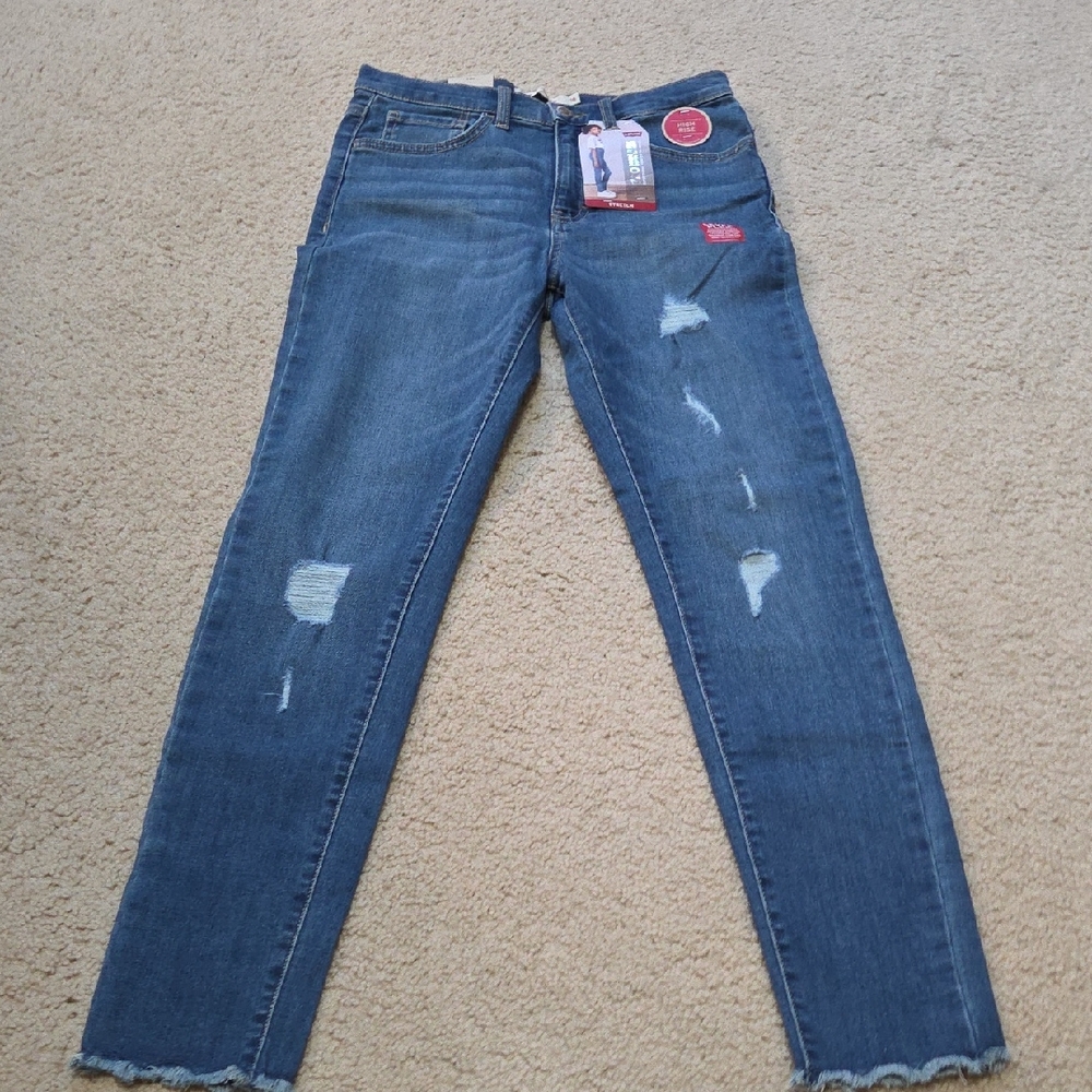 Levi's Straight Leg Distressed‎ Blue Jeans